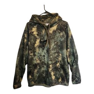 Nike Mens Camo Therma- Fit Hoodie In Oil Green size Large